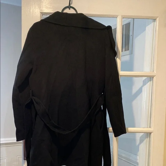 Tahari Black Long Coat good condition can’t be combined with any other items - Picture 3 of 4